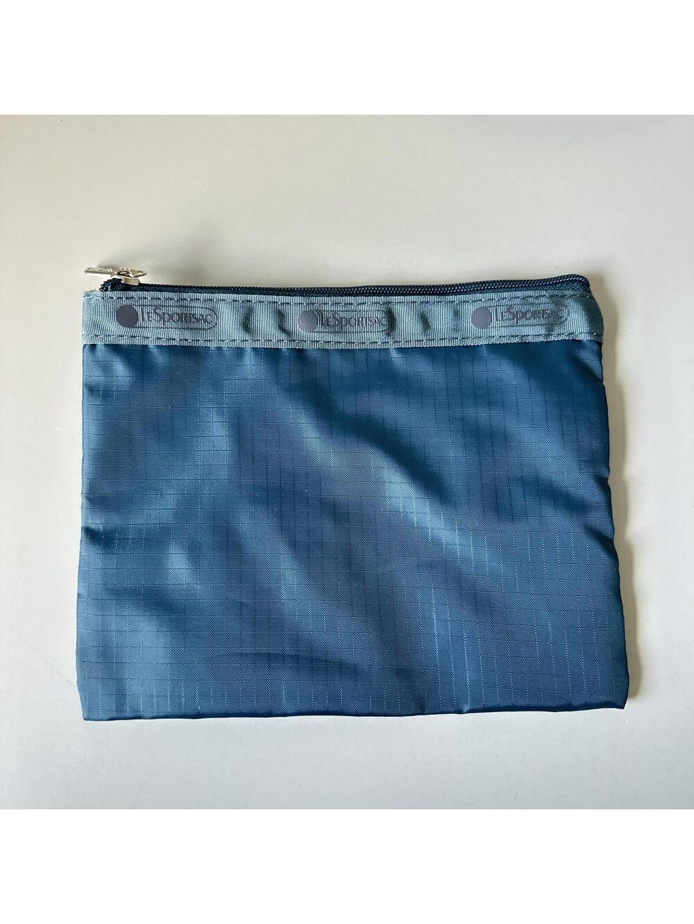 Lesportsac Heritage Collection Blue 1zipper Pouch NWOT